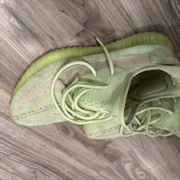 Yeezy Boost 350 V - Picture 2 of 6